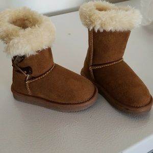 Toddler girl boots